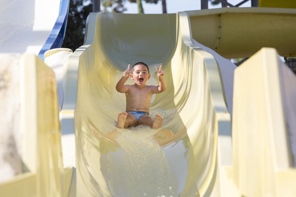 Camping Officiel Siblu La Pignade รงซี-เลส์-แบ็งส์ ภายนอก รูปภาพ